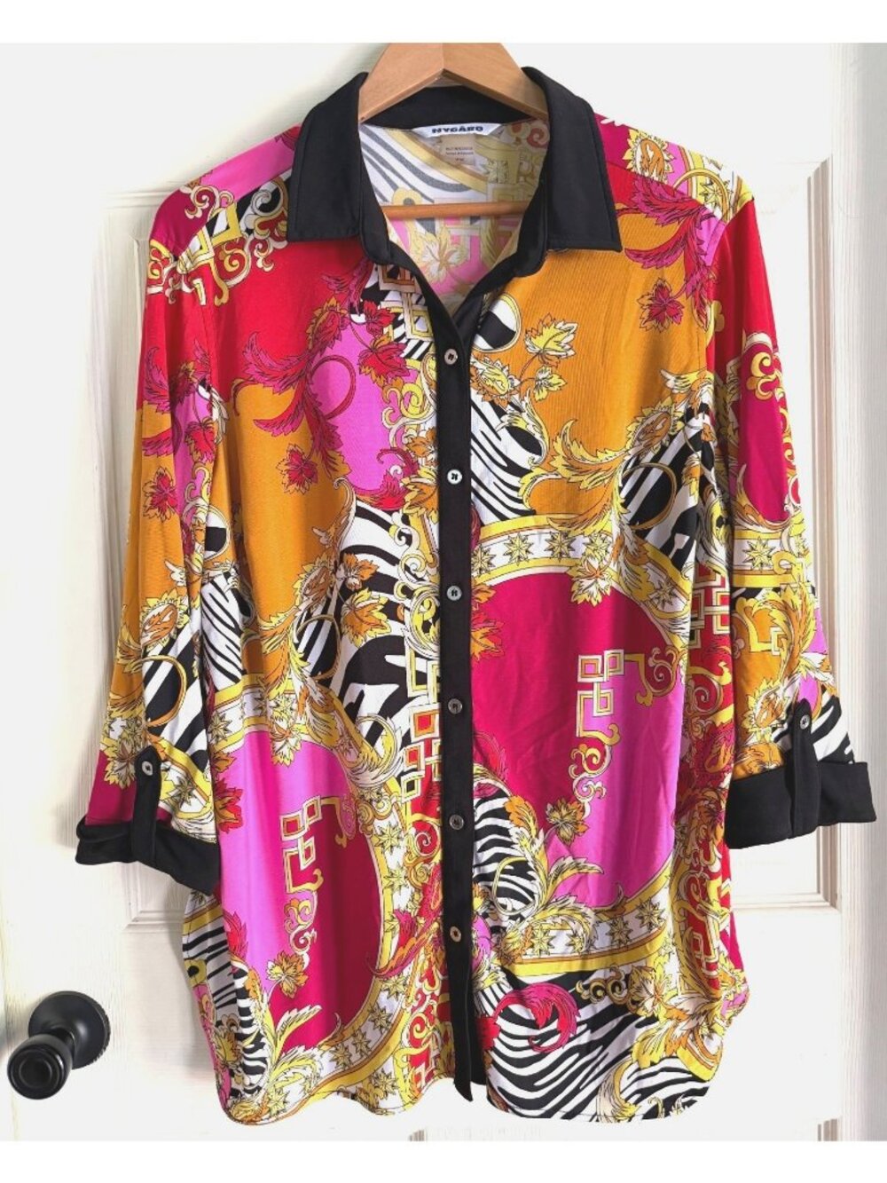 size 2X Nygard pink gold black bold print button blouse 3/4 sleeve